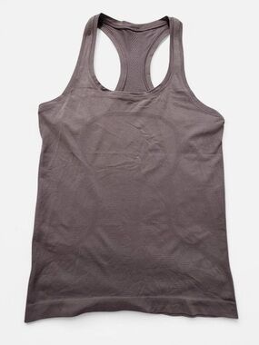 Lululemon swiftly tech